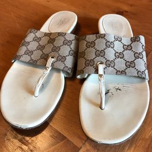 Gucci Slides Sz 8 GG brown and Tan fabric
